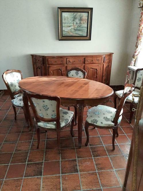 TABLE A 6 PLACES DE STYLE LOUIS XV TABLE A 6 PLACES DE STYLE LOUIS XV
