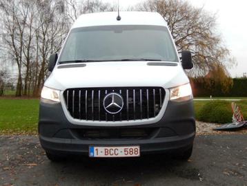 MERCEDES SPRINTER MET INGEBOUWDE VH-EASYLOADER MET 800 KG TI