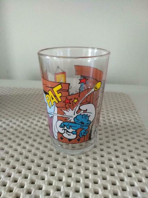 Oud Smurfenglas uit 1994 voor verzameling, Verzamelen, Smurfen, Zo goed als nieuw, Overige typen, Brilsmurf, Ophalen of Verzenden