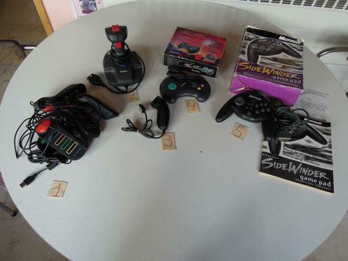 N°2 joystick - game stick - Buzzi zoemers for playstation 2, Informatique & Logiciels, Souris, Utilisé, Enlèvement ou Envoi