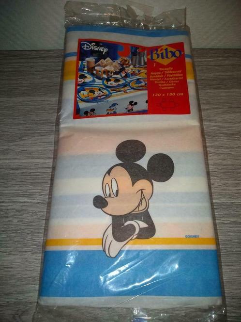 ❤ Nappe Disney Mickey Mouse * nouveau *, Hobby & Loisirs créatifs, Articles de fête, Enlèvement ou Envoi