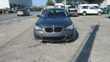 Voiture accidentée BMW 530