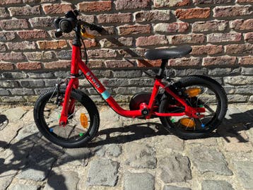Rode loop -en trapfiets