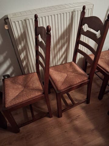 6 stoelen gratis
