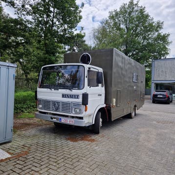 Renault Midliner camper 1986, 72.331 km, Tiny house