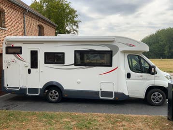 Camper / mobilehome Rollerteam Zefiro 274 TL stapelbed 2018