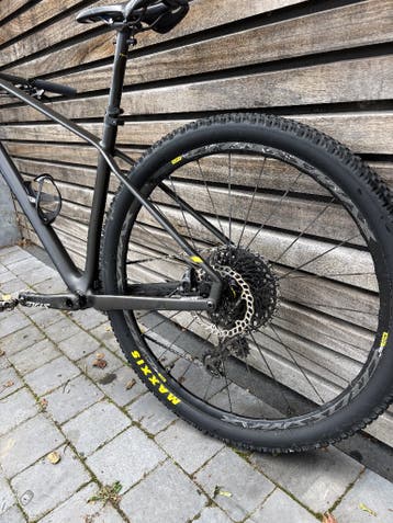Mondraker Podium Carbon R, maat L