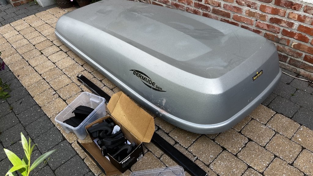 GRATIS DAKKOFFER - BERMUDA 560 - THULE + DRAGERS