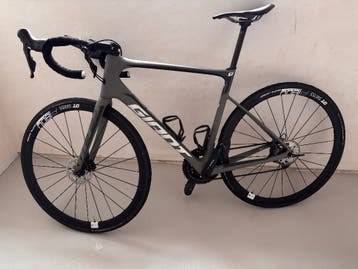 Giant Defy Advanced (2019) - Shimano 105