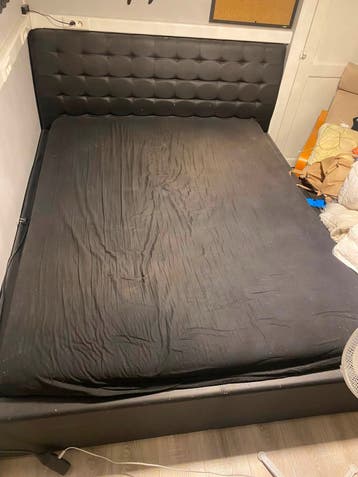 Bed 2m op 1m60