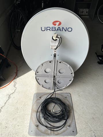 SR Mecatronic ASR 800 volautomatische satellietschotel