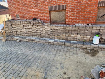 Langwerpige stenen gratis te verkrijgen