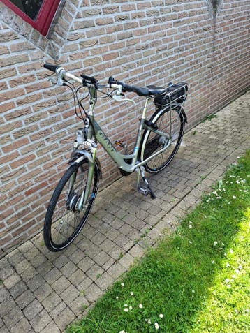 Occasie Giant Ease E Hybrid E-bike – 1300 km