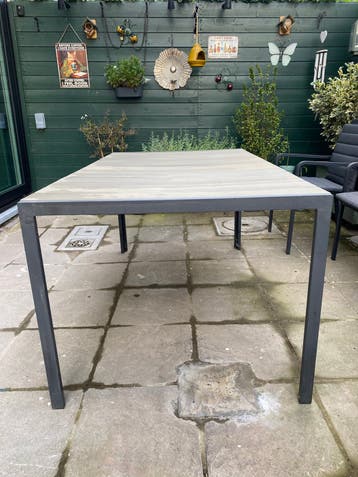LIFE tuintafel taupe en antraciet in composiet 6 personen