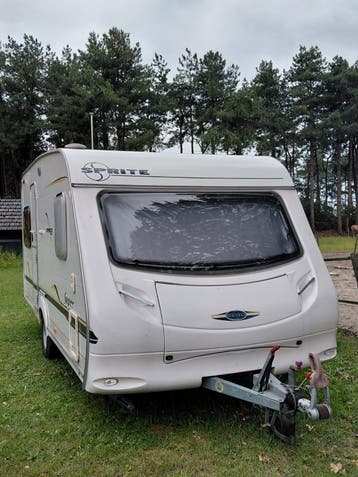 Caravan Sprite 450/ fransbed/ rondzit/ mover/ luifels