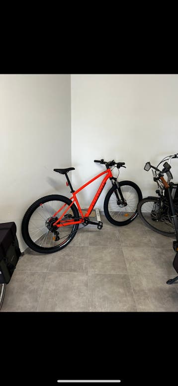 Nieuwe mountainbike 29" . Niet gebruikt