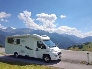Camper Carafo T447