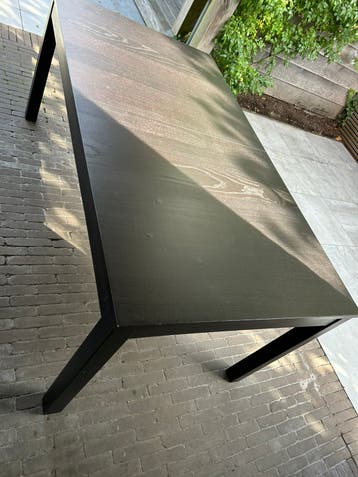 Zwartbruine houten tafel Ikea: Gratis