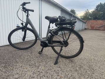 VICTORIA ELEKTRISCHE FIETS MET BOSCH MIDDENMOTOR