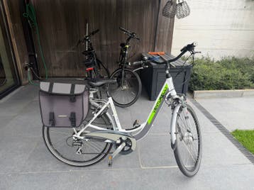 Lot 3stuks E bike 650 euro 2 werken