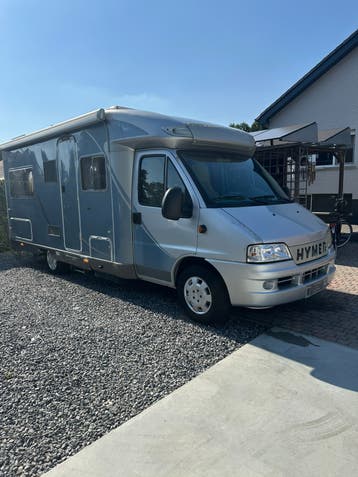 Hymer tramp halfintegrale camper