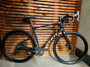Giant Revolt Advanced 3 Carbon 2023 – Maat L – Shimano GRX