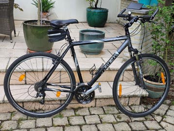 TREK 7300 hybride fiets - klaar om te rijden!