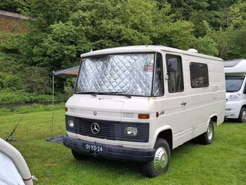 Mercedes 408 D camper