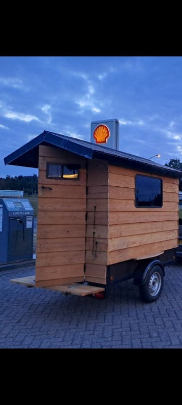 tiny house teardrop caravan