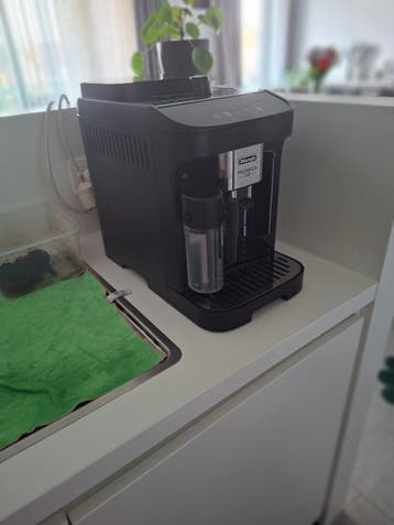 volautomatisch koffiezetapparaat DeLonghi