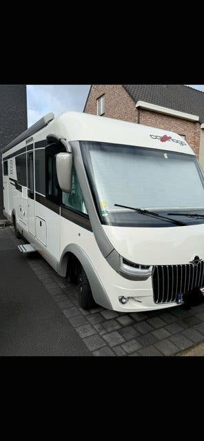 Carthago Chic C-Line 4.9 LE/L 2024 automaat 180PK