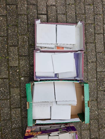 NIEUWE Faience Tegels ---- allerlei tegels