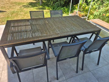 Tuintafel + 5 stoelen