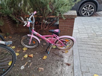 meisjes fiets 18 inch in goed staat