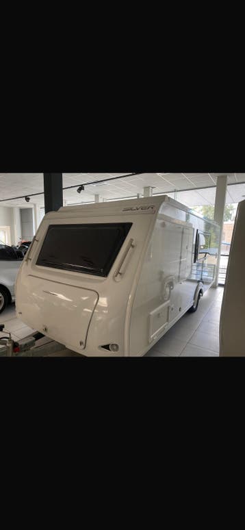 Caravan silver