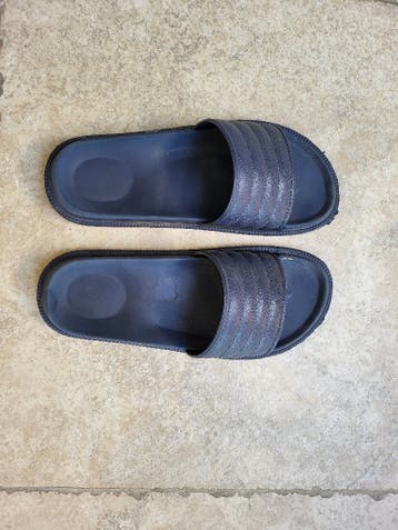 GRATIS Blauwe slippers maat 38
