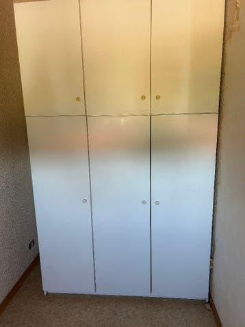 Kast uit 2 delen