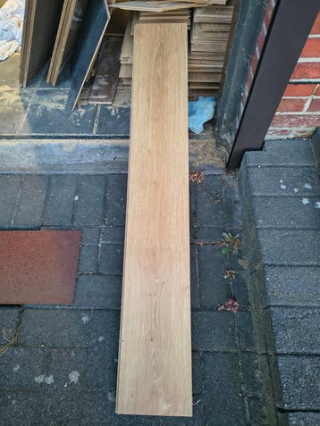laminaat 27m2 met schade