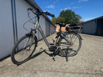 VELOCI ELEKTRISCHE FIETS MET BAFANG MIDDENMOTOR