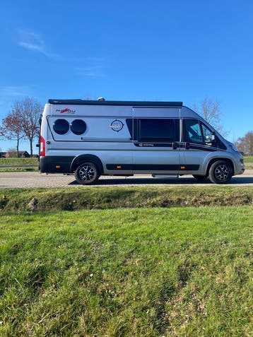 Malibu Carthago campervan