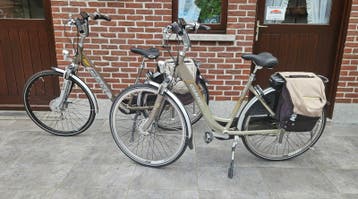2 Prachtige Elektrische Giant Twist Go Double Fietsen