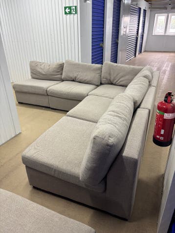 Hoeksalon met ottoman - gratis