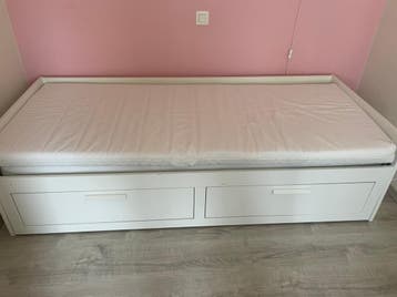 Gratis: bedbank met 2 lades eenpersoonsbed - tweepersoonsb