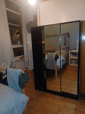 Gratis ikea kast met spiegels