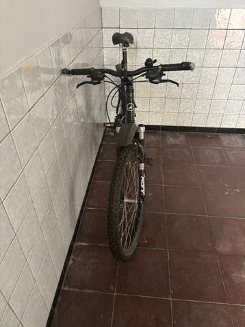 Zo goed als ongebruikte basic mountainbike in topvorm