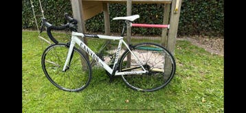 Canyon Ultimate AL - frame S (Shimano 105)