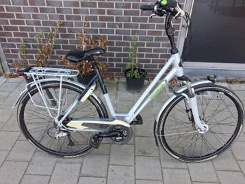 DAMESFIETS GAZELLE IN PERFECTE STAAT !!