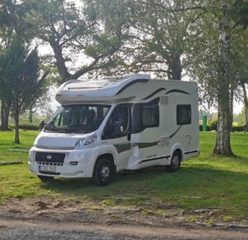 Goed onderhouden camper/mobilhome met dakairco