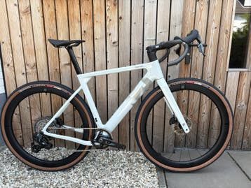 3T Primo2 WPNT maat S en M Sram Rival XPLR AXS carbon gravel