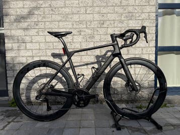 Canyon Endurace CF 8 Ultegra Di2 – M/54
